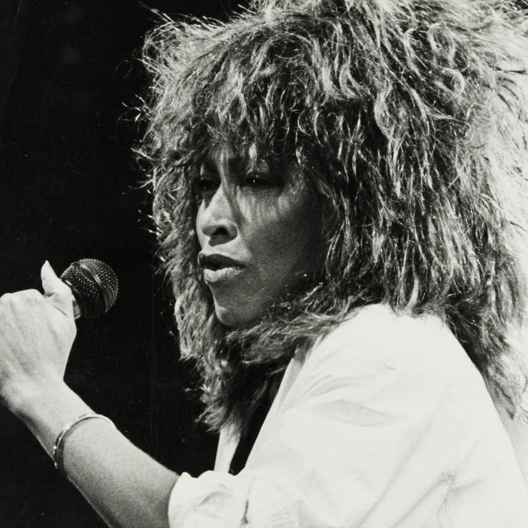 Die Rock- und Pop-Sängerin Tina Turner bei einem Konzert in der Ahoy-hall in Rotterdam. 8. April 1985.