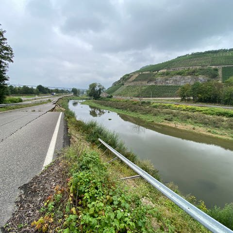 Ufer zerstört B266 (Foto: SWR)