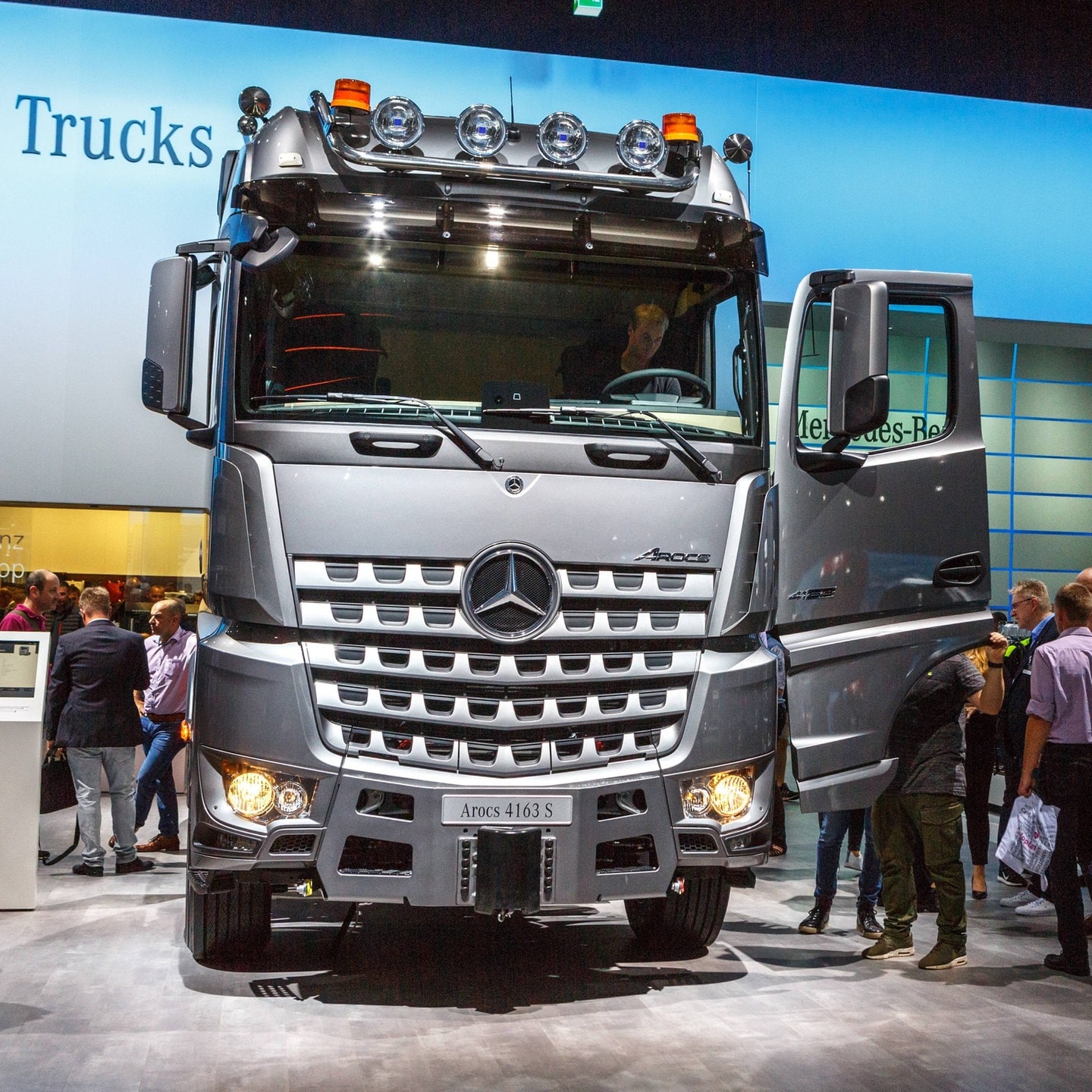 Lkw Hersteller Daimler Truck Steigert Seinen Umsatz Und Gewinn Swr