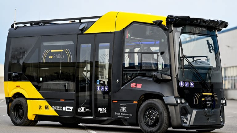 Der Prototyp eines selbstfahrenden Busses, der bald in Friedrichshafen getestet werdens soll