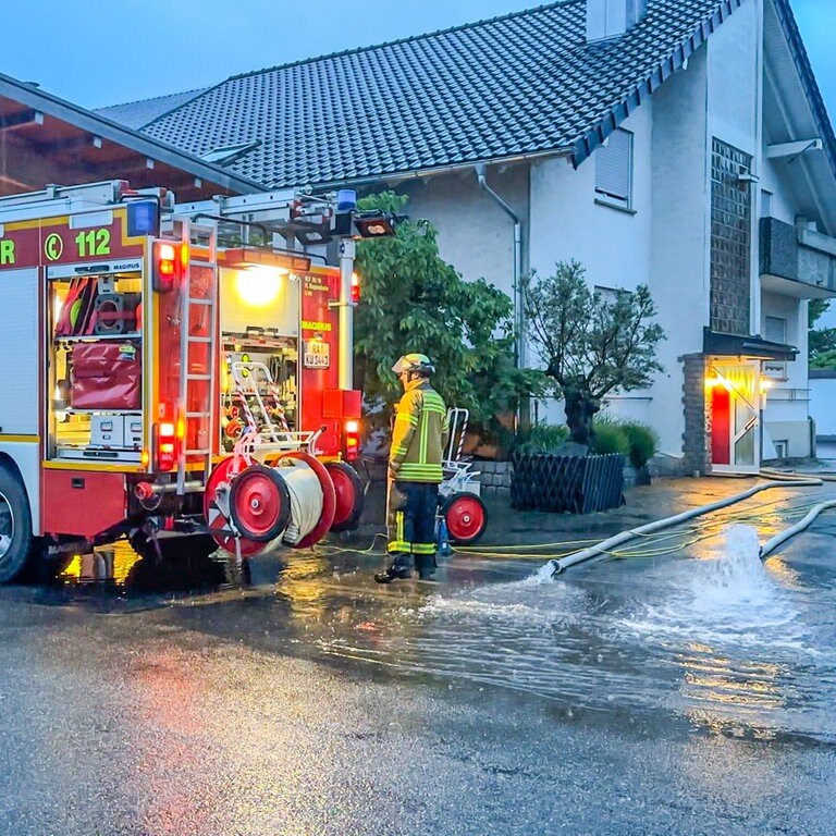 Regen Sorgt F R Unf Lle Im Raum Karlsruhe Und Rastatt Swr Aktuell