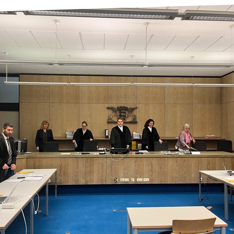Einzug des Gerichts (Foto: SWR)