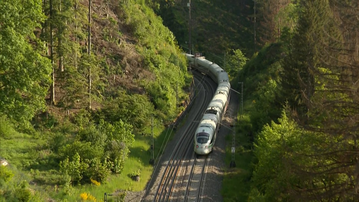 Neuer ICE Auf Schwarzwaldbahn Von Hamburg Direkt An Den Bodensee SWR