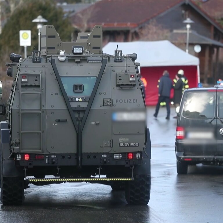 SEK Einsatz bei Zwangsräumung im Schwarzwald Baar Kreis SWR Aktuell