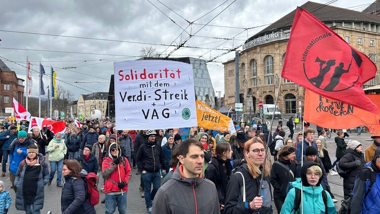 Fridays For Future Unterst Tzt Ver Di Streik Am Freitag Swr Aktuell