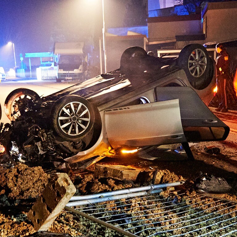 Wilde Verfolgungsfahrt Endet Mit Unfall In Oberelchingen SWR Aktuell