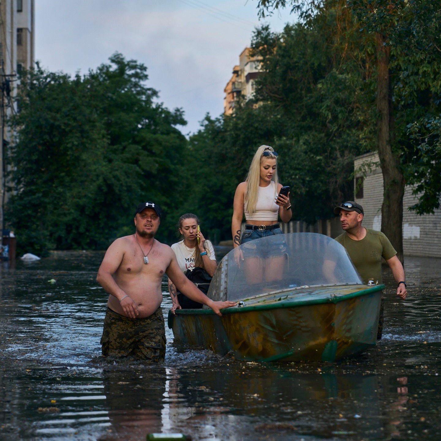 Ukraine Wie Hilfe nach dem Kachowka Dammbruch abläuft SWR Aktuell