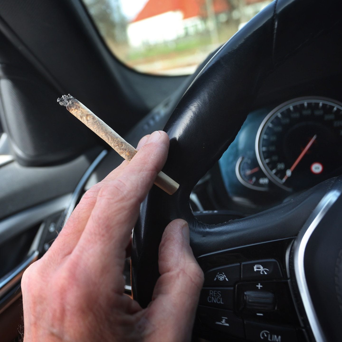 Cannabis Am Steuer Warum Kiffen Und Autofahren Problematisch Ist Swr