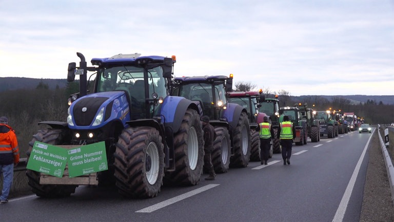 Spontane Bauernproteste sorgten für Verkehrsbehinderungen in RLP SWR