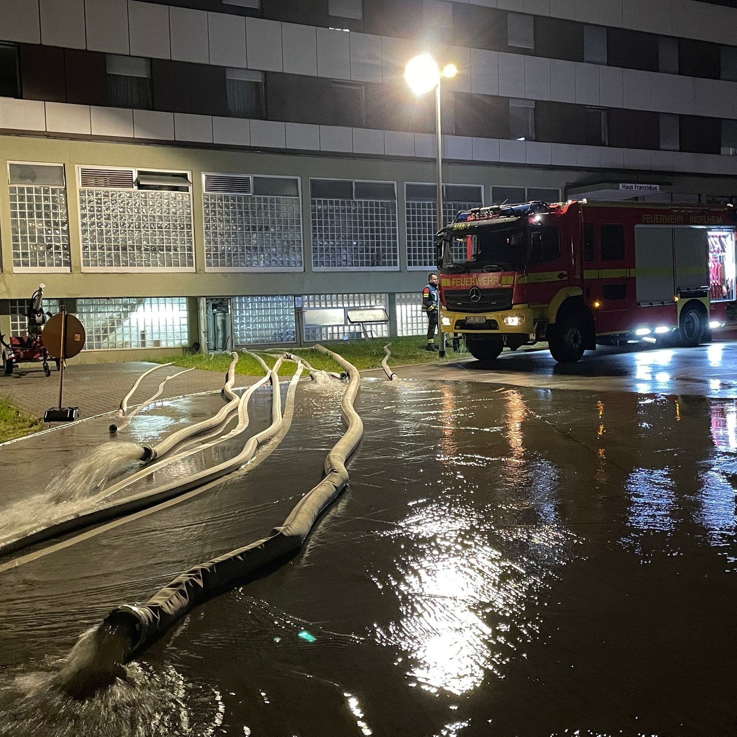 Einsatz Am Krankenhaus In Zweibr Cken Swr Aktuell