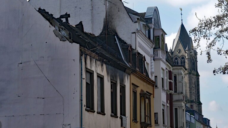 Brand In Koblenz Pfaffendorf Polizei Geht Von Brandstiftung Aus Swr