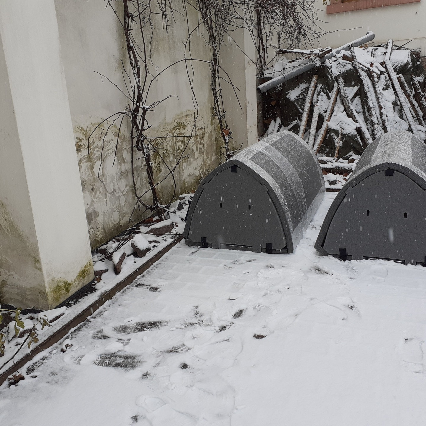 K Lteboxen In Neustadt Sollen Obdachlose Sch Tzen Swr Aktuell