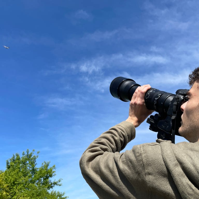 Adrian Stürmer aus Speicher ist fasziniert von Militärflugzeugen. Seit Jahren fotografiert er sie rund um den US-Flugplatz Spangdahlem.  (Foto: SWR)