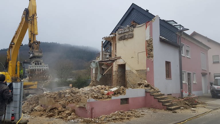 Abriss von Häusern nach Hochwasser in Irrel (Foto: privat / Gerlinde Schlich)