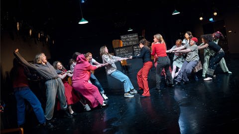 Theaterstück „Krieg ist kein Spiel für Frauen“ am Nationaltheater Mannheim