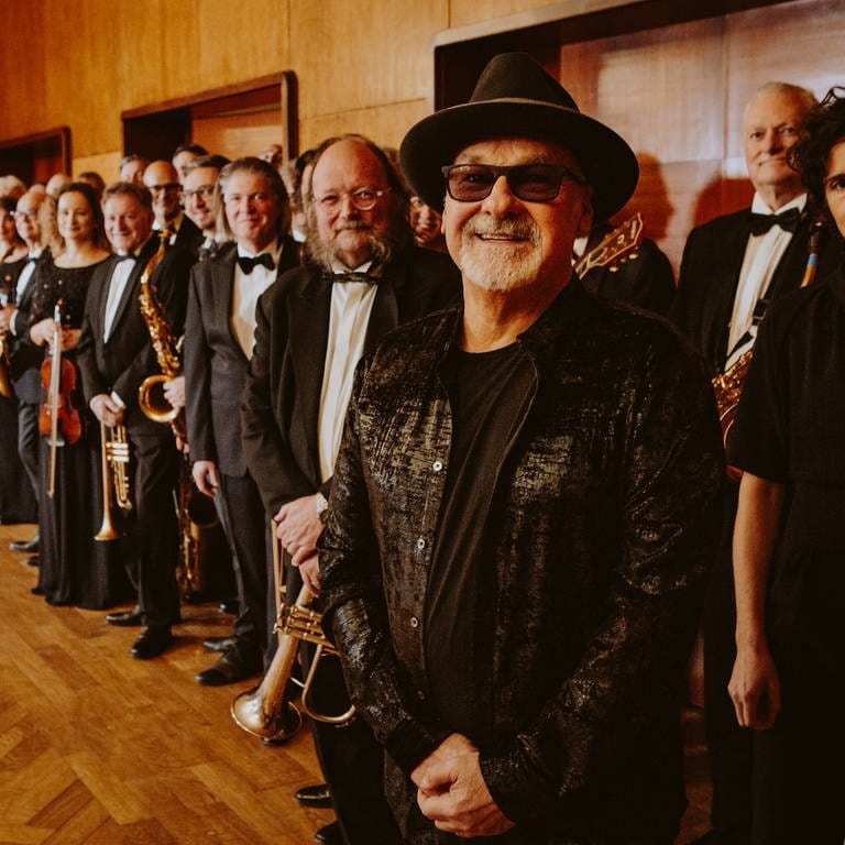 Paul Carrack und die SWR Big Band mit Strings (Foto: SWR, Lena Semmelroggen)