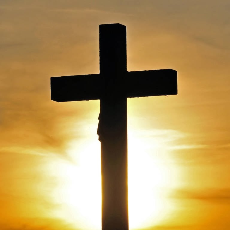 Feldkreuz mit Christusfigur auf der Schwäbischen Alb