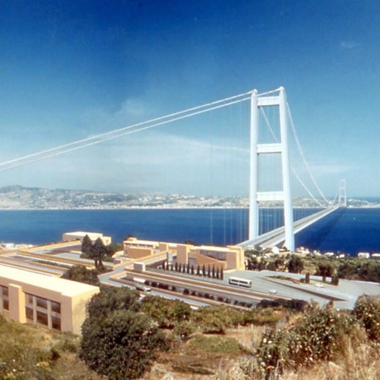 Die Computersimulation zeigt die Messina-Brücke vom italienischen Festland nach Sizilien (Handout von 2005). 