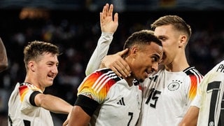 Die deutschen Spieler jubeln