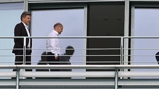 Habeck und Scholz auf dem Balkon des Bundeskanzleramts