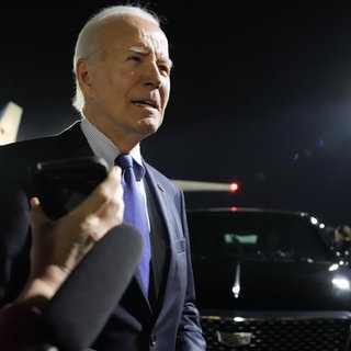 US-Präsident Biden nach seiner Landung in Berlin