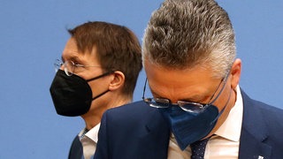 Gesundheitsminister Karl Lauterbach und RKI-Präsident Lothar Wieler