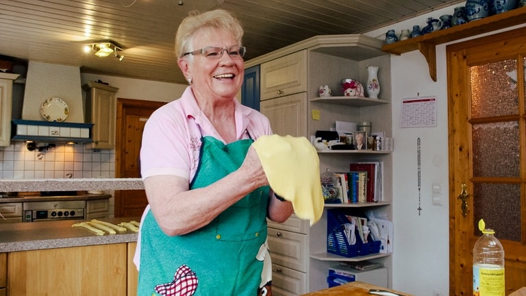 Oma Helgas Strudeln - das Geheimrezept - SWR Heimat