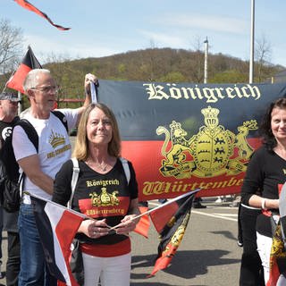 Gruppe bei Reichsbürger-Versammlung