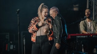 Stefanie Heinzmann Konzert auf dem SWR Sommerfestival auf dem Schlossplatz in Stuttgart