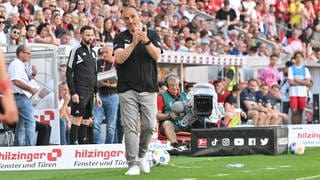 Frank Schmidt an der Seitenlinie beim Auswärtsspiel beim SC Freiburg (1:1).