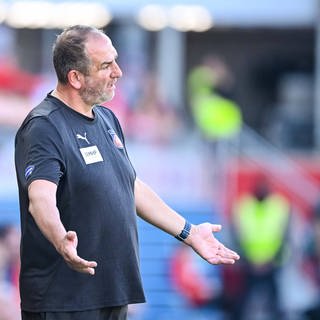 Ist bedient: Frank Schmidt, der Trainer des 1. FC Heidenheim