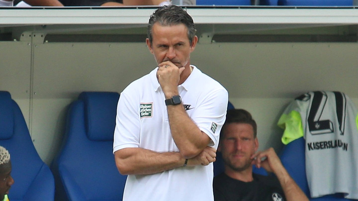 FCK-Trainer Dirk Schuster hat die Qual der Wahl