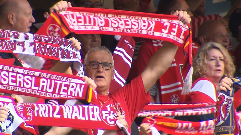 Tausende FCK-Fans fahren nach Berlin zum DFB-Pokalfinale. 