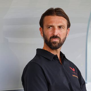 Thomas Hengen (Geschäftsführer 1. FC Kaiserslautern) auf dem Trainingsplatz