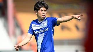 Daisuke Yokota auf dem Platz.