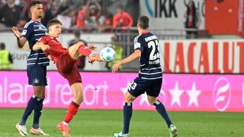 FCK Mittelfeldspieler Leon Robinson: Vor zwei Jahren Verbandsliga, jetzt gegen den Hamburger SV