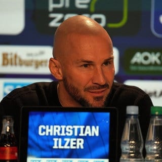 Christian Ilzer bei der Pressekonferenz