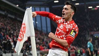 Fußball-Bundesliga 10. Spieltag 1. FSV Mainz 05 - Borussia Dortmund am 09.11.2024 in der Mewa Arena in Mainz Torjubel zum 3:1 durch Paul Nebel