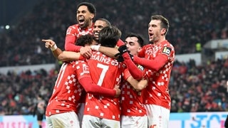 Mainz 05 bejubelt Sieg gegen FC Bayern