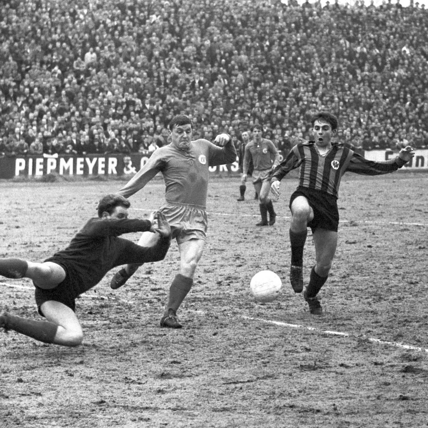 60 Jahre Fußball-Bundesliga: Der ungewöhnliche Start des KSC - Fußball - SWR Sport