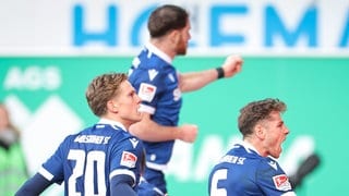 Der KSC bejubelt einen Treffer gegen Fürth