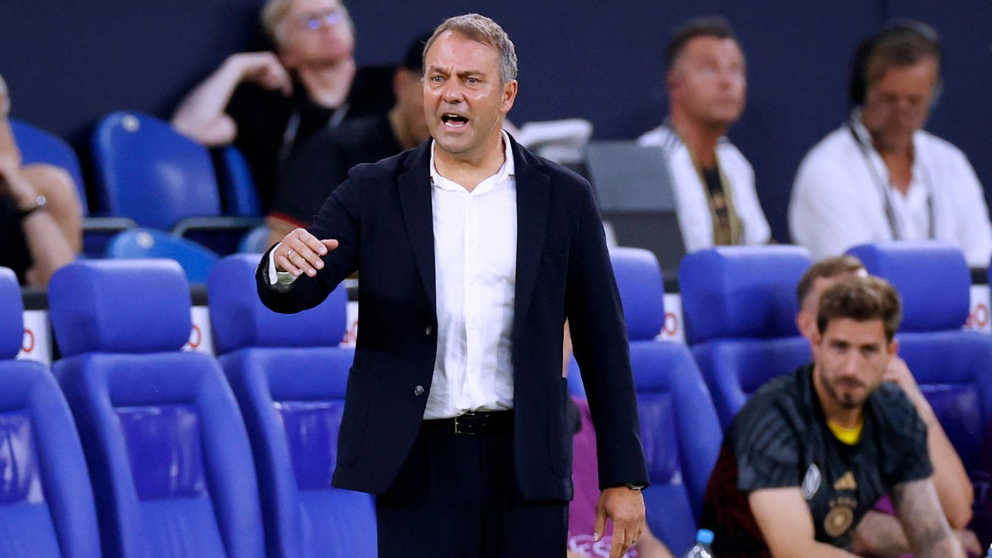 Schwer in der Kritik: Bundestrainer Hansi Flick