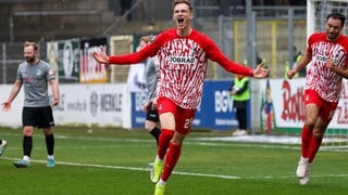 Mit einem Dreierpack hat Maximilian Breunig den SC Freiburg II zu einem verdienten Sieg gegen den VfL Lübeck geschossen.