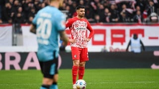 Freiburg verliert gegen Leverkusen. 