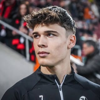 Noah Weißhaupt vom SC Freiburg will in der kommenden Saison sich einen Platz in der Startelf erarbeiten