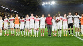 Der VfB Stuttgart feiert den 1:0-Sieg beim BVB