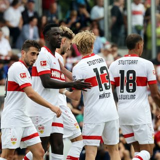 Der VfB Stuttgart gewinnt deutlich den ersten Test gegen Hollenbach