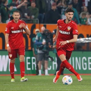 Tritt Atakan Karazor (rechts) beim VfB Stuttgart das Kapitäns-Erbe von Waldemar Anton an?