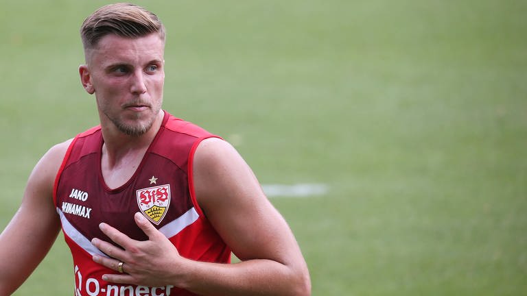 Neuzugang Ermedin Demirovic im Training des VfB Stuttgart.