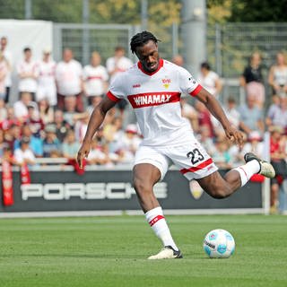 Nach langer Verletzungspause ist VfB-Innenverteidiger Dan-Axel Zagadou wieder zurück auf dem Platz. 